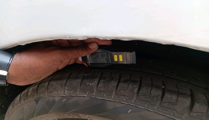 2021 Toyota Glanza G, Petrol, Manual, 91,695 km, tyre