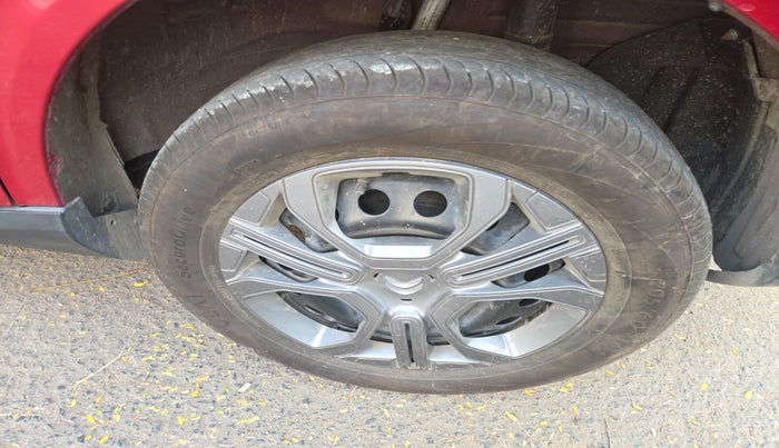 2024 CITROEN Basalt You 1.2 Petrol MT , Petrol, Manual, 12,757 km, tyre