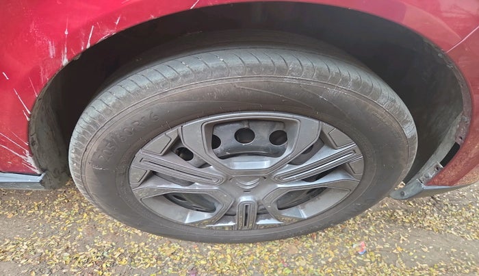 2024 CITROEN Basalt You 1.2 Petrol MT , Petrol, Manual, 12,757 km, tyre