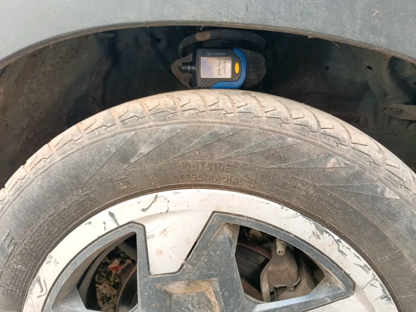 2023 Hyundai EXTER SX 1.2 MT Hy-CNG Duo , CNG, Manual, 83,341 km, tyre