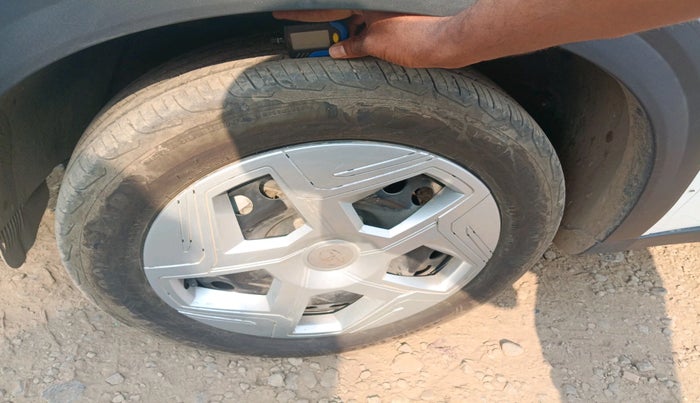 2025 Tata NEXON Pure Plus (S) 1.2 iCNG 6MT, CNG, Manual, 12,521 km, tyre