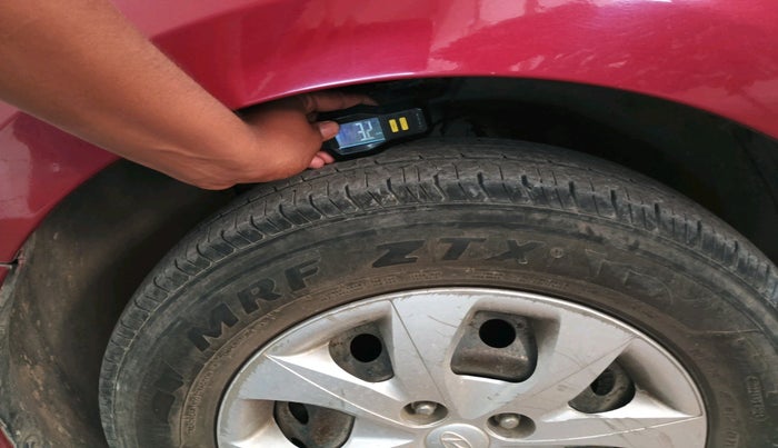 2014 Hyundai Elite i20 SPORTZ 1.2, Petrol, Manual, 1,07,374 km, tyre