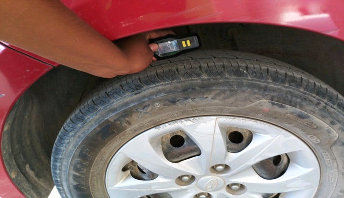 2014 Hyundai Elite i20 SPORTZ 1.2, Petrol, Manual, 1,07,374 km, tyre