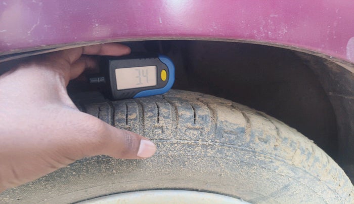 2011 Maruti Alto LX, Petrol, Manual, 26,851 km, tyre