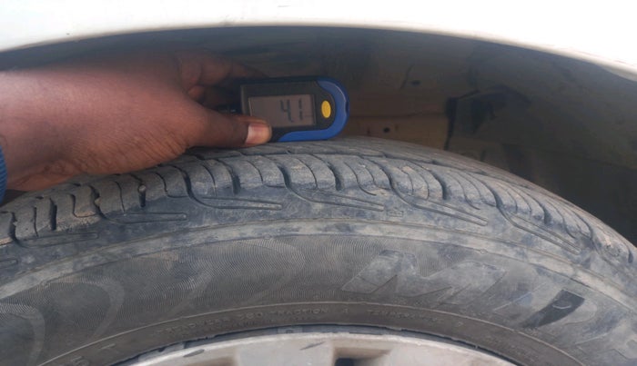 2012 Maruti Swift Dzire VXI, Petrol, Manual, 86,240 km, tyre