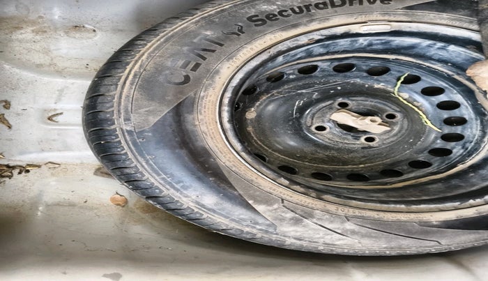 2018 Hyundai Verna 1.6 CRDI SX, Diesel, Manual, 2,04,361 km, tyre