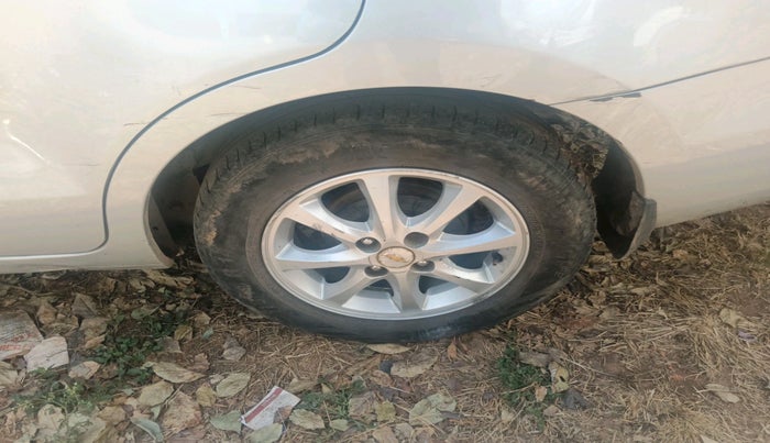 2014 Chevrolet Sail 1.3 LT ABS, Diesel, Manual, 1,02,092 km, tyre