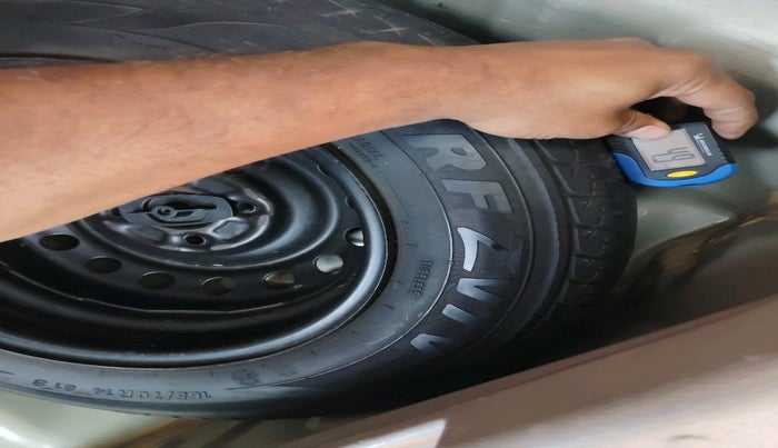 2016 Maruti Celerio ZXI AMT (O), Petrol, Automatic, 1,06,901 km, tyre