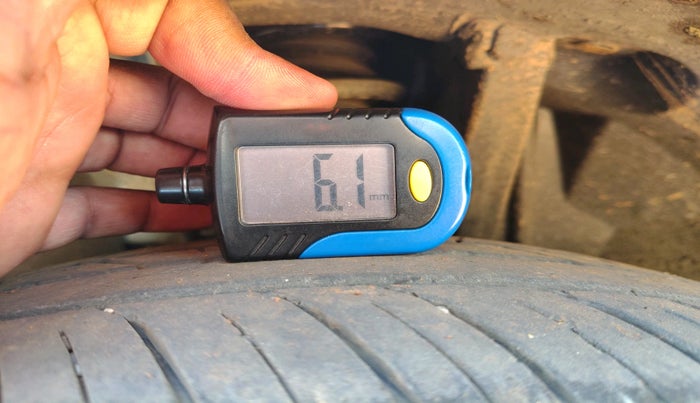 2023 Nissan MAGNITE XL AMT EZ Shift, Petrol, Automatic, 6,798 km, tyre