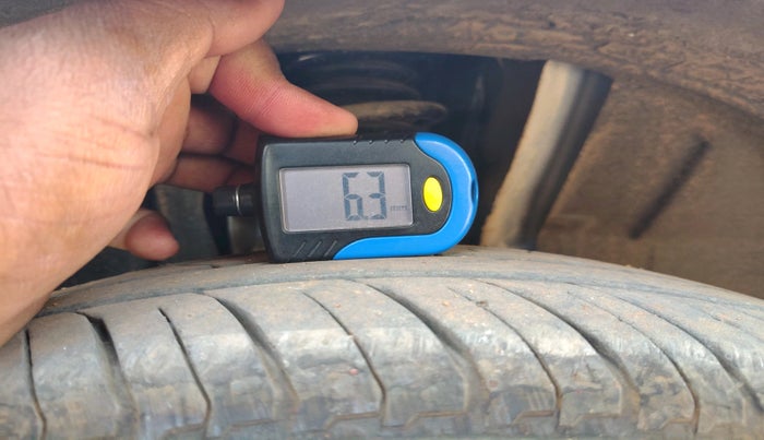 2023 Nissan MAGNITE XL AMT EZ Shift, Petrol, Automatic, 6,798 km, tyre