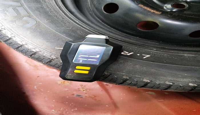 2012 Maruti Alto 800 LXI, Petrol, Manual, 68,723 km, tyre