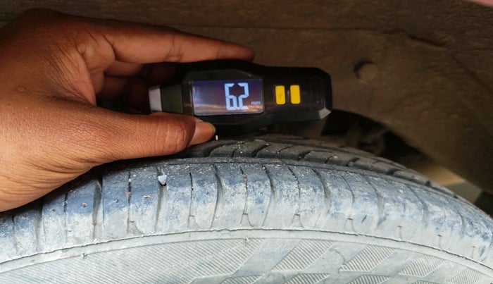 2012 Maruti Alto 800 LXI, Petrol, Manual, 68,723 km, tyre