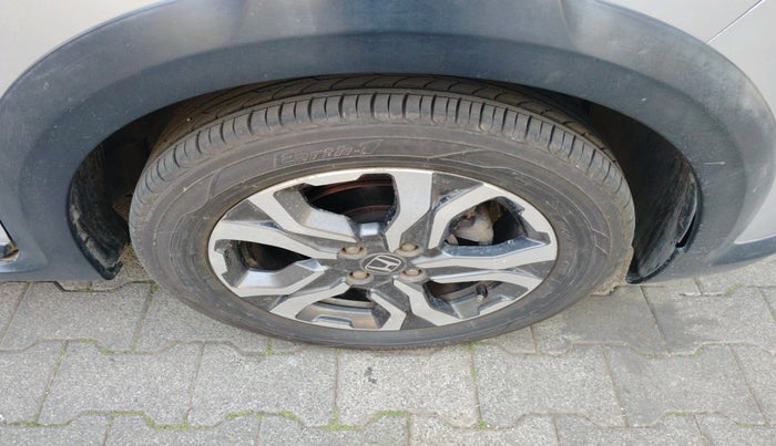 2018 Honda WR-V 1.5L I-DTEC S MT, Diesel, Manual, 78,925 km, tyre