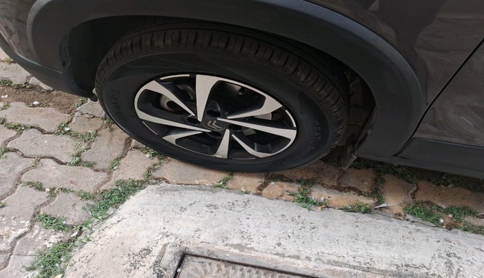 2025 CITROEN C3 Shine 1.2 Turbo AT, Petrol, Automatic, 2,283 km, tyre