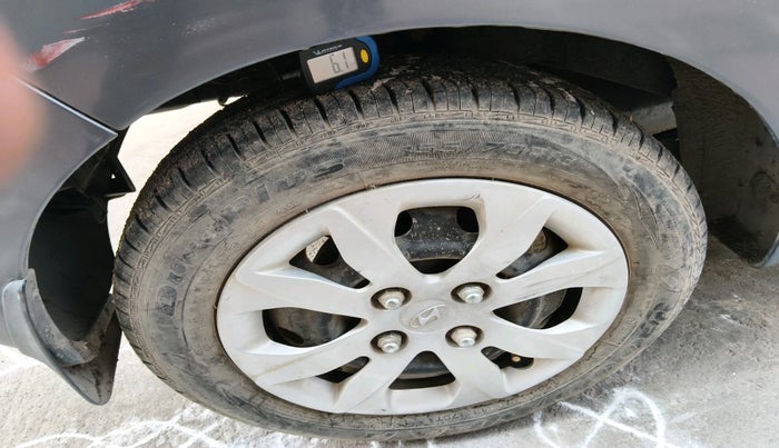 2017 Hyundai Eon MAGNA +, Petrol, Manual, 12,758 km, tyre