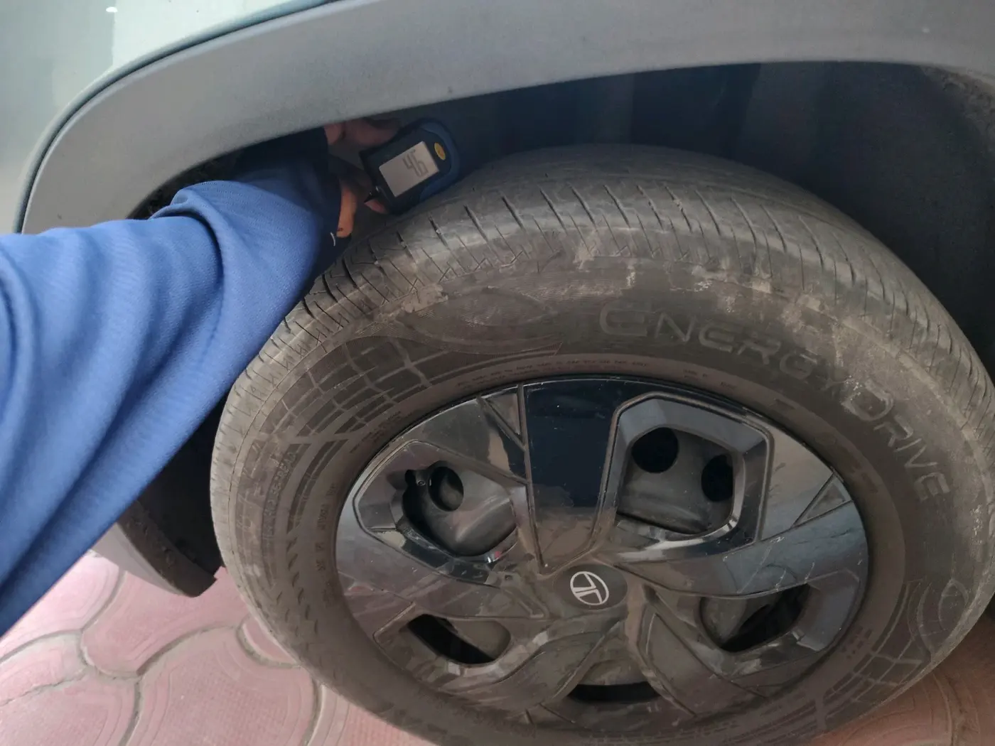 2024 Tata PUNCH ADVENTURE MT CNG , CNG, Manual, 24,758 km, tyre