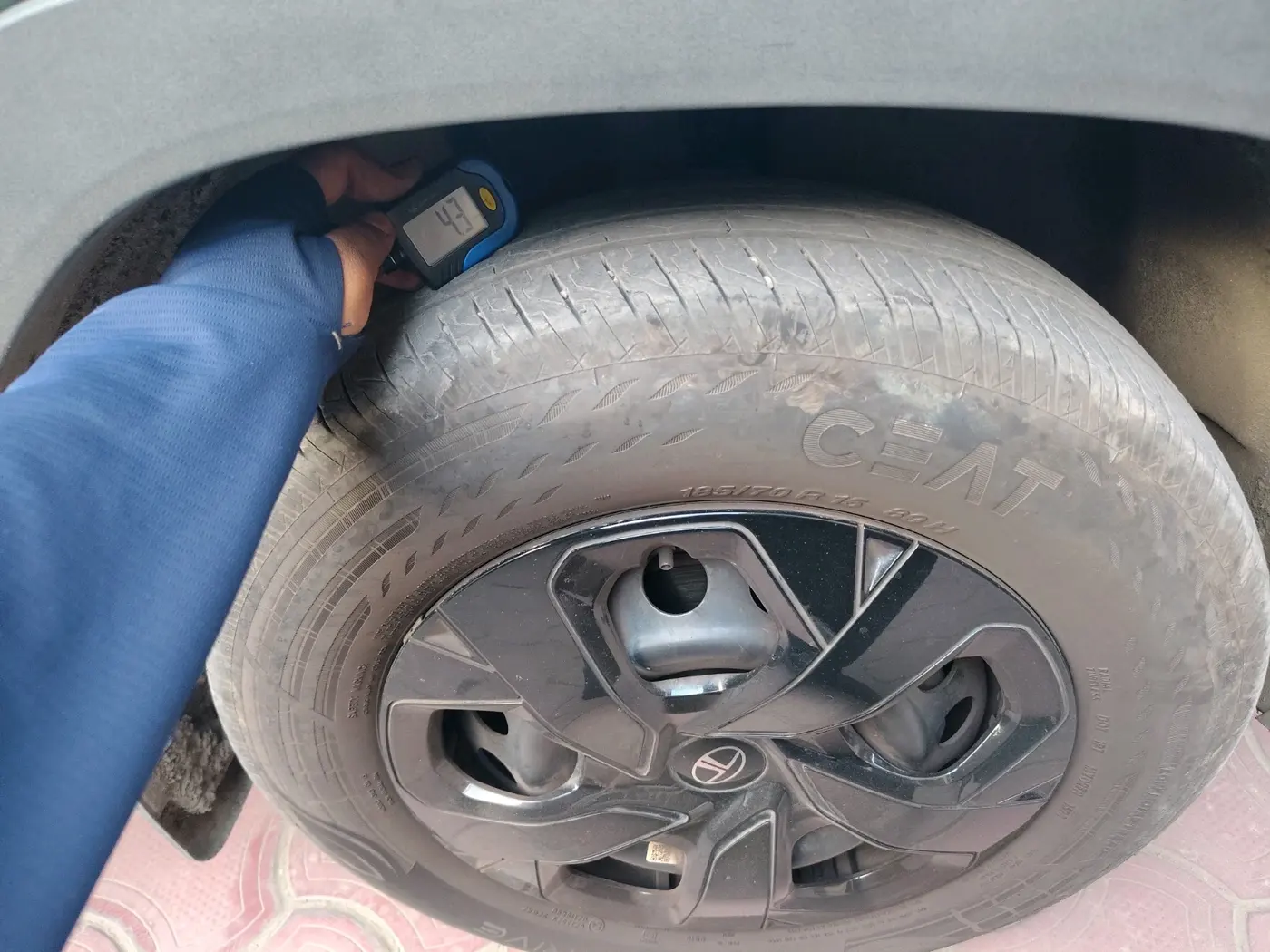 2024 Tata PUNCH ADVENTURE MT CNG , CNG, Manual, 24,758 km, tyre