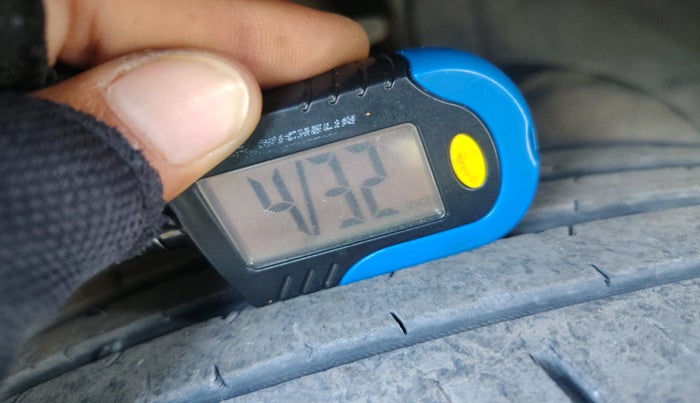 2022 Maruti Baleno SIGMA PETROL 1.2, Petrol, Manual, 42,013 km, tyre