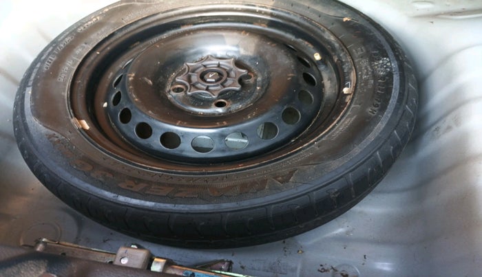 2015 Hyundai Grand i10 SPORTZ 1.2 KAPPA VTVT, Petrol, Manual, 84,013 km, tyre