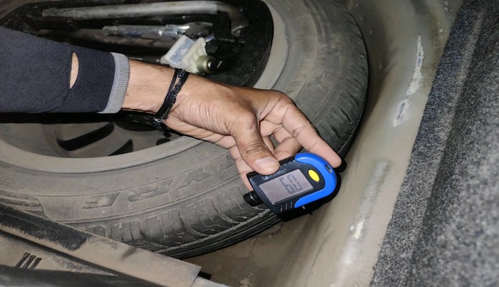 2014 Volkswagen Polo GT TSI AT, Petrol, Automatic, 92,086 km, tyre