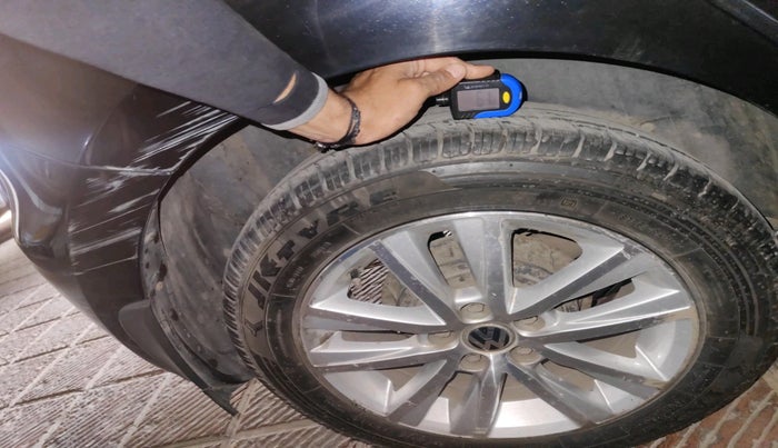 2014 Volkswagen Polo GT TSI AT, Petrol, Automatic, 92,086 km, tyre