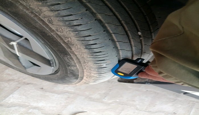 2025 Nissan MAGNITE Visia EZ-Shift, Petrol, Automatic, 12,351 km, tyre