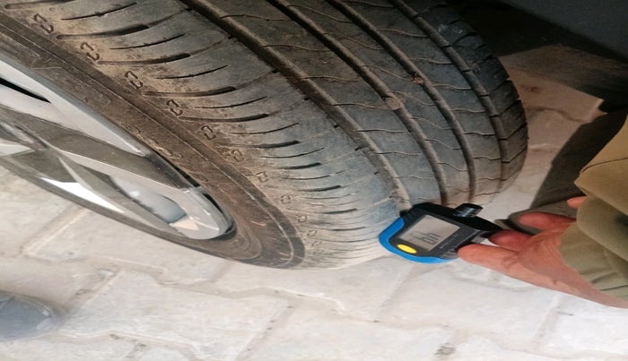 2025 Nissan MAGNITE Visia EZ-Shift, Petrol, Automatic, 12,351 km, tyre