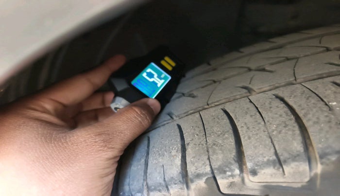 2022 Hyundai VENUE SX 1.5 CRDI, Diesel, Manual, 80,941 km, tyre