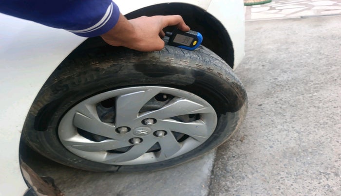 2018 Hyundai NEW SANTRO SPORTZ CNG, CNG, Manual, 73,534 km, tyre