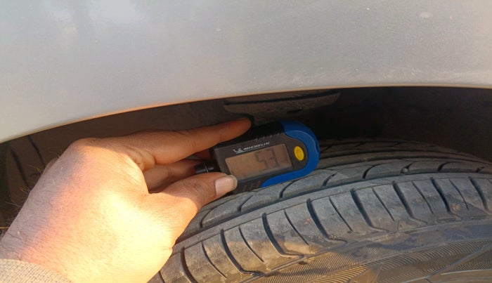 2015 Maruti Wagon R 1.0 LXI, Petrol, Manual, 92,822 km, tyre