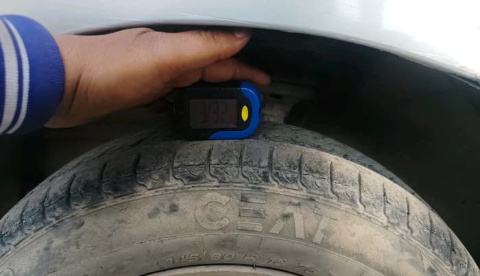 2018 Maruti Wagon R 1.0 LXI CNG, CNG, Manual, 1,08,559 km, tyre