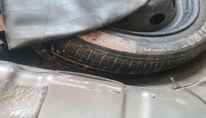 2017 Tata TIGOR XZ (O) PETROL, Petrol, Manual, 1,31,484 km, tyre