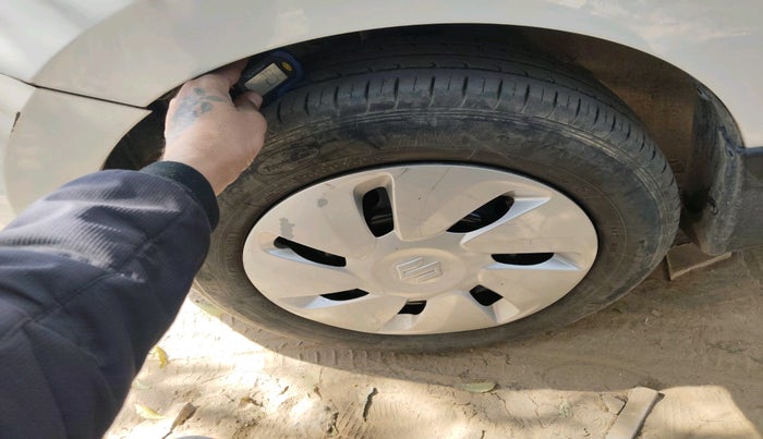 2014 Maruti Celerio ZXI, Petrol, Manual, 97,172 km, tyre