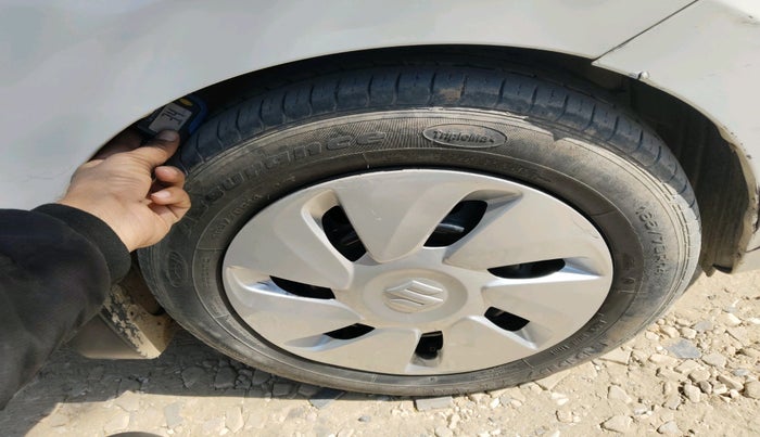 2014 Maruti Celerio ZXI, Petrol, Manual, 97,172 km, tyre