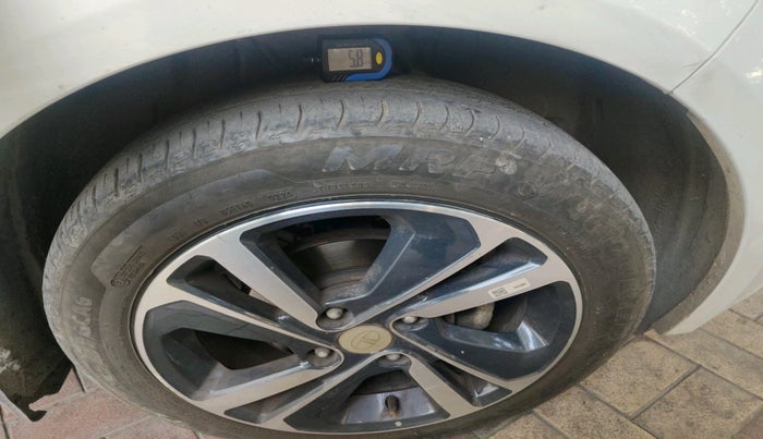 2024 Tata ALTROZ XZ PLUS SUNROOF CNG, CNG, Manual, 10,809 km, tyre