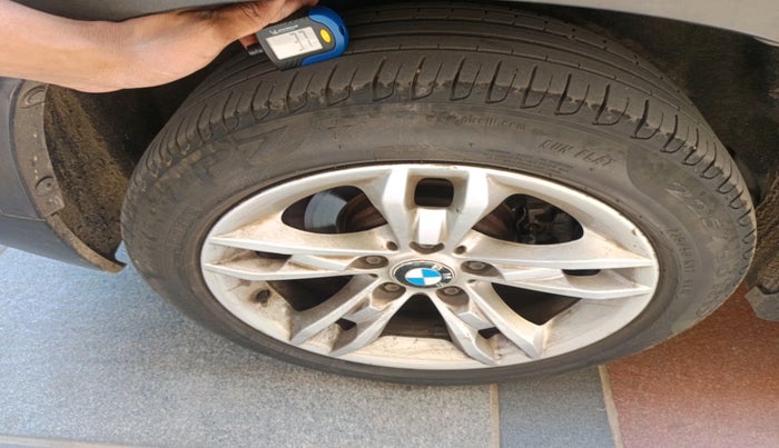 2011 BMW X1 sDrive20d, Diesel, Automatic, 1,06,000 km, tyre