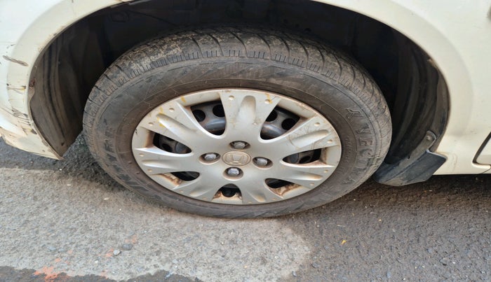 2012 Honda Brio S MT, Petrol, Manual, 38,131 km, tyre