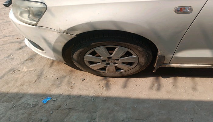 2012 Volkswagen Vento TRENDLINE DIESEL 1.6, Diesel, Manual, 82,591 km, tyre