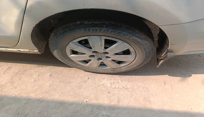 2012 Volkswagen Vento TRENDLINE DIESEL 1.6, Diesel, Manual, 82,591 km, tyre