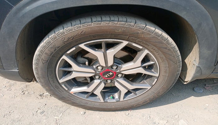 2019 KIA SELTOS GTK 1.4 PETROL, Petrol, Manual, 61,456 km, tyre