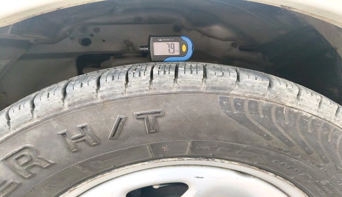 2017 Tata Safari Storme 2.2 EX 4X2, Diesel, Manual, 1,52,237 km, tyre