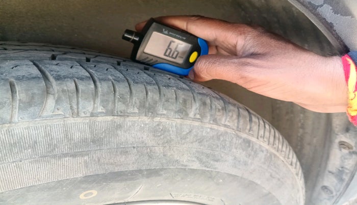 2016 Hyundai Creta SX PLUS 1.6 PETROL, Petrol, Manual, 99,099 km, tyre