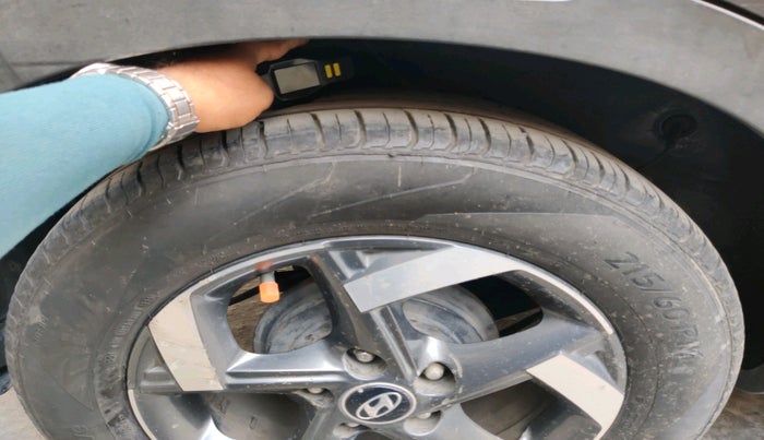 2019 Hyundai VENUE SX PLUS 1.0 TURBO DCT, Petrol, Automatic, 71,495 km, tyre