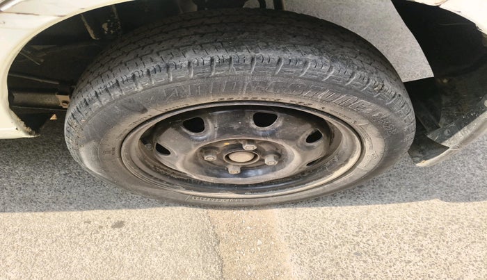 2011 Maruti Alto K10 VXI, Petrol, Manual, 1,06,358 km, tyre