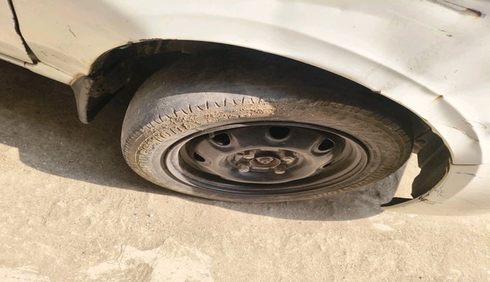 2011 Maruti Alto K10 VXI, Petrol, Manual, 1,06,358 km, tyre