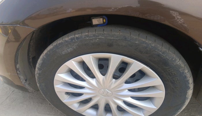 2015 Maruti Ciaz VDI, Diesel, Manual, 2,15,080 km, tyre