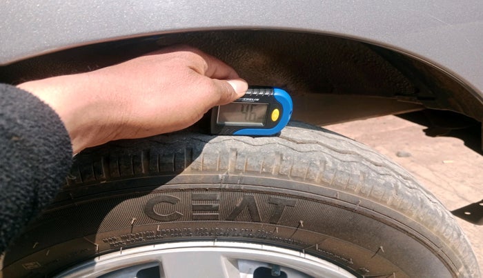 2022 Maruti Eeco 7 STR STD(O), Petrol, Manual, 12,646 km, tyre