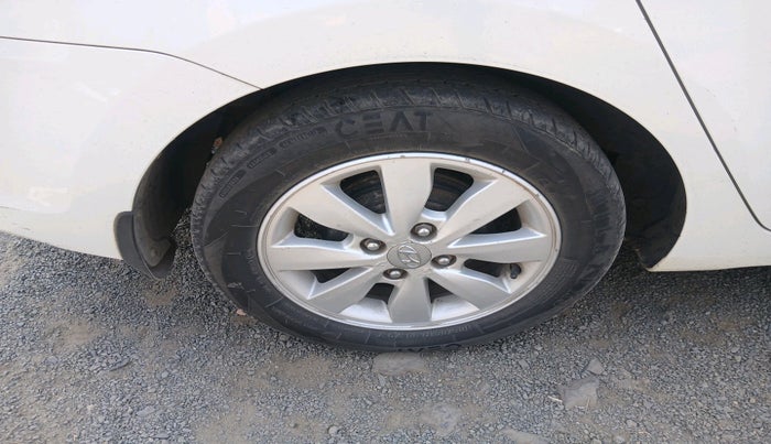 2016 Hyundai Xcent SX 1.1 CRDI, Diesel, Manual, 1,28,772 km, tyre