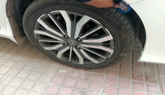 2017 Honda City 1.5L I-VTEC ZX CVT, Petrol, Automatic, 61,631 km, tyre