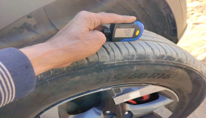 2021 Hyundai VENUE SX 1.5 CRDI, Diesel, Manual, 1,26,798 km, tyre